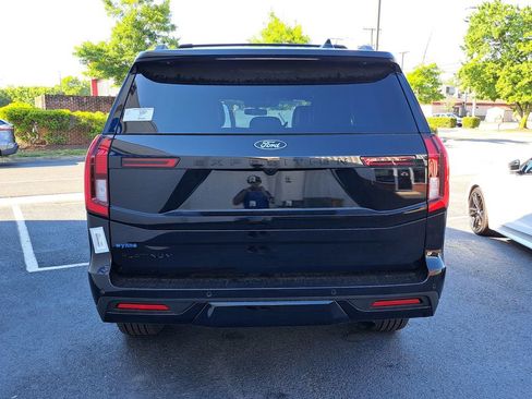 New 2026 Ford Expedition Platinum AWD/4WD image 5