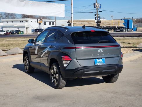 Used 2025 Hyundai Kona SEL image 7