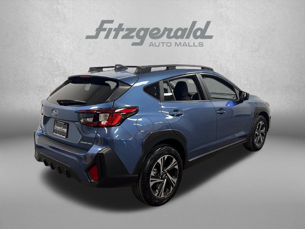 Used 2024 Subaru Crosstrek 2.0i Premium AWD/4WD image 6