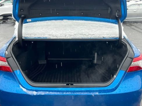 Used 2018 Toyota Camry XSE image 12