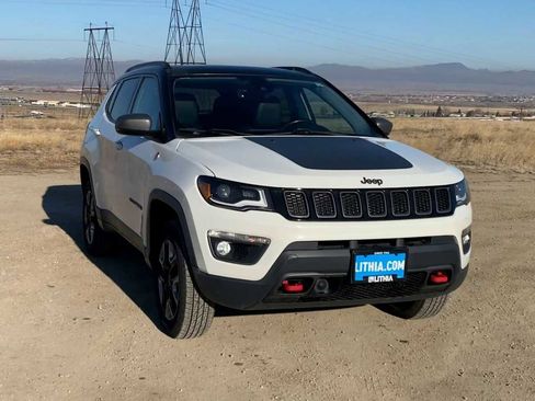 Certified 2018 Jeep Compass Trailhawk w/ Leather Interior Group image 3