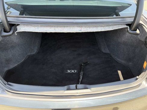 Used 2013 Chrysler 300 C w/ Light Group RWD image 16