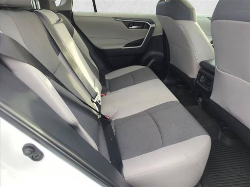 Used 2024 Toyota RAV4 XLE w/ Convenience Package FWD image 21