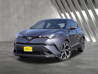 Used 2019 Toyota C-HR XLE video 1