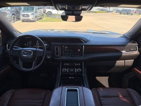 Used 2023 GMC Yukon XL Denali Ultimate image 29