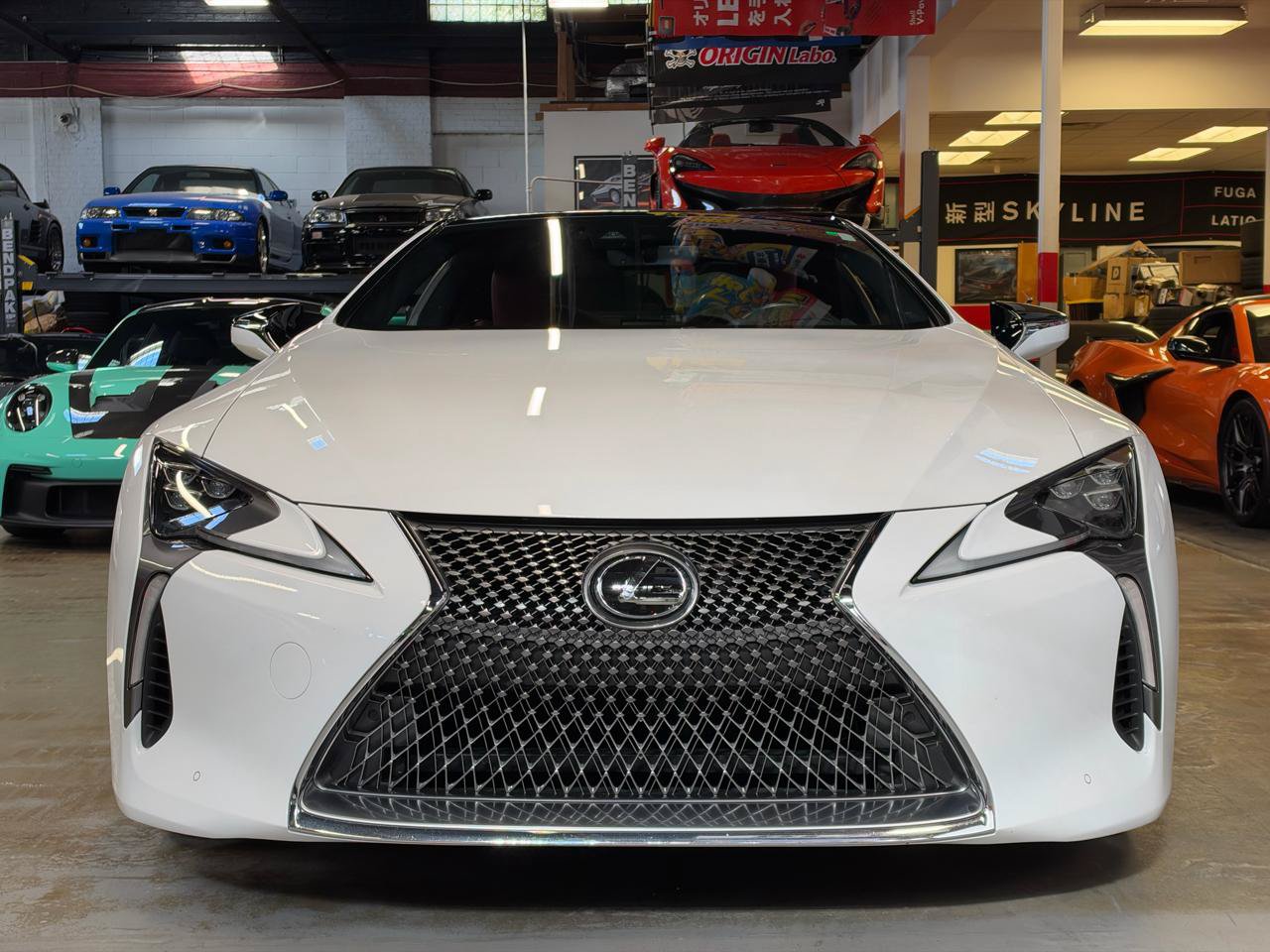 Used 2019 Lexus LC 500 Coupe w/ Touring Package RWD image 2
