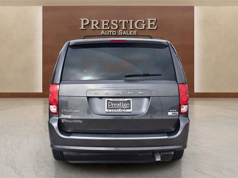 Used 2020 Dodge Grand Caravan SXT image 48