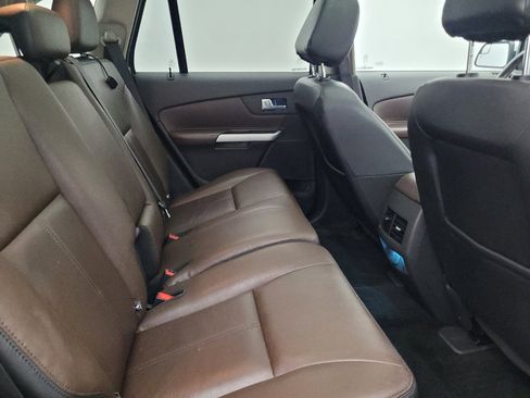 Used 2014 Ford Edge Limited w/ Equipment Group 301A FWD image 19