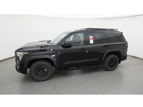 Used 2025 Toyota Sequoia TRD Pro AWD/4WD image 3