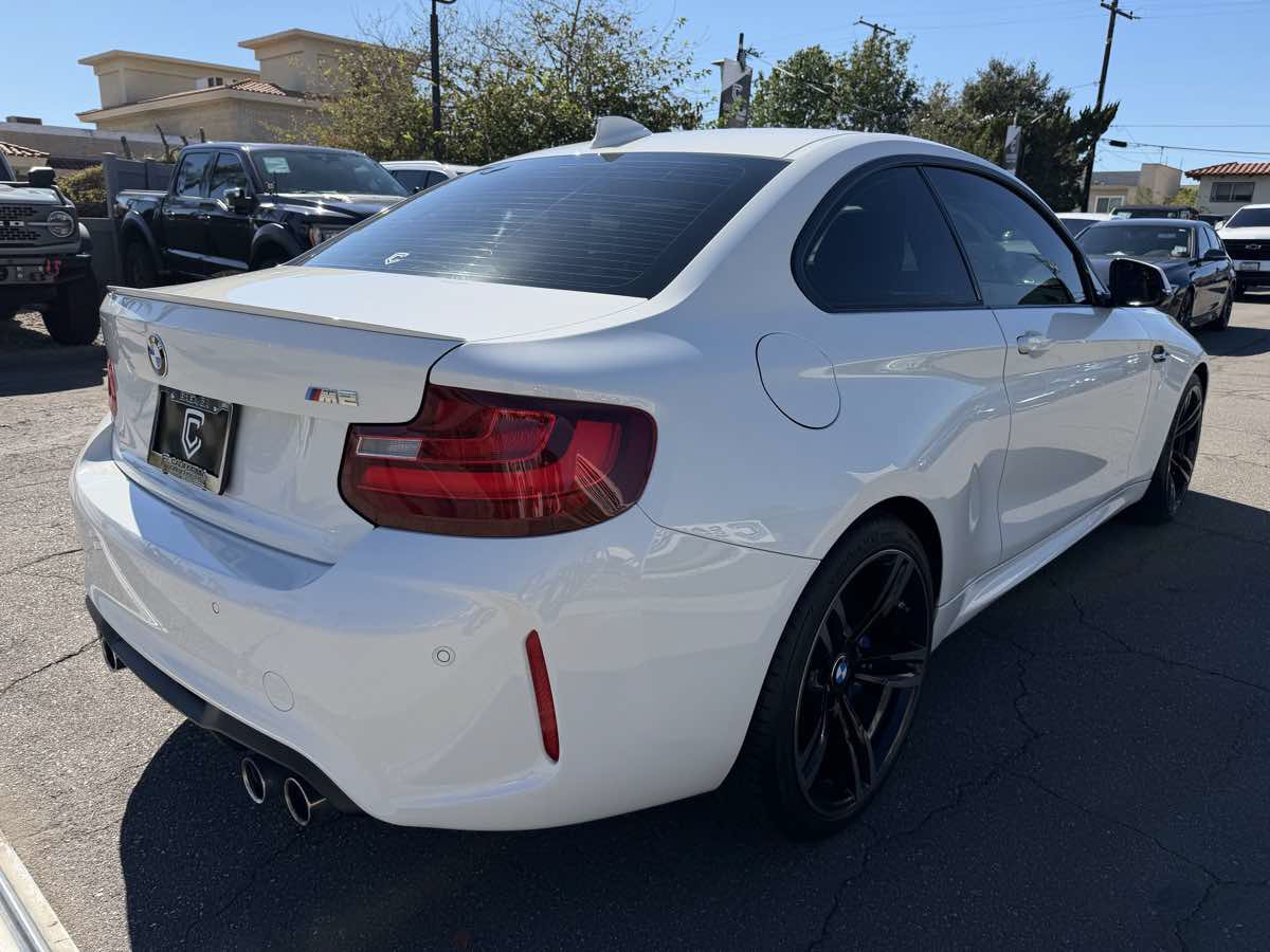 Used 2017 BMW M2 RWD image 8