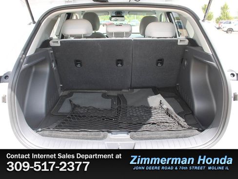 Used 2024 Hyundai Kona SEL AWD/4WD image 6