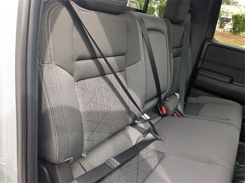 New 2026 Nissan Frontier SV image 30