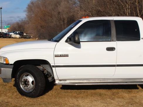 Used 1996 Dodge Ram 3500 Truck 2WD Club Cab image 3