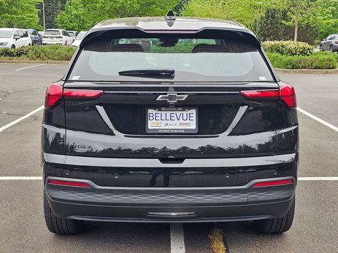 New 2027 Chevrolet Bolt LT w/ Comfort Package FWD image 4