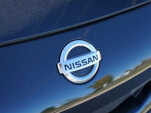 Used 2014 Nissan 370Z Coupe image 6