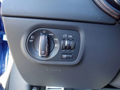 Used 2009 Audi TT 2.0T Premium image 18