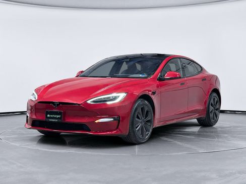 Used 2022 Tesla Model S Standard Range AWD/4WD image 1