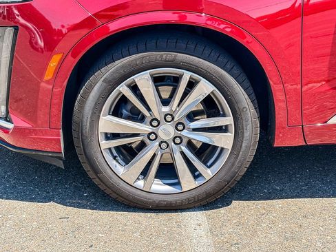 Used 2024 Cadillac XT6 Premium Luxury w/ LPO, Floor Liner Package AWD/4WD image 4
