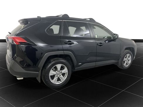 Used 2025 Toyota RAV4 LE image 5