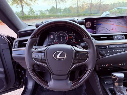 Certified 2020 Lexus ES 350 w/ Premium Package image 18