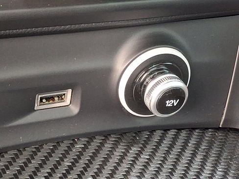 Used 2024 Alfa Romeo Stelvio Quadrifoglio image 26