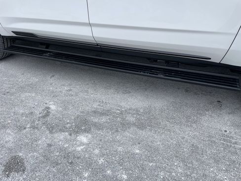 Used 2025 Cadillac Escalade ESV Sport Platinum image 44