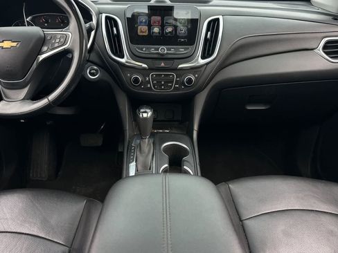 Used 2018 Chevrolet Equinox Premier FWD image 4