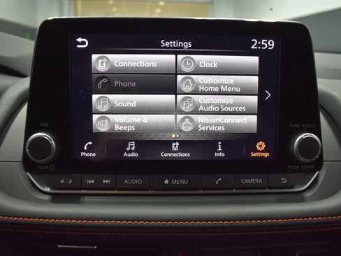 Certified 2025 Nissan Rogue SV AWD/4WD image 22