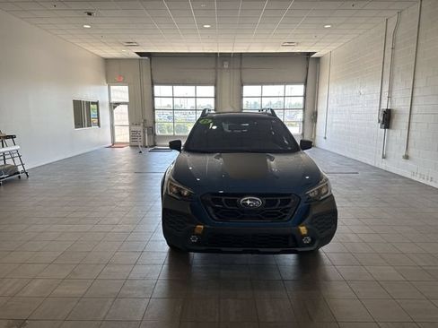 Certified 2025 Subaru Outback Wilderness AWD/4WD image 7