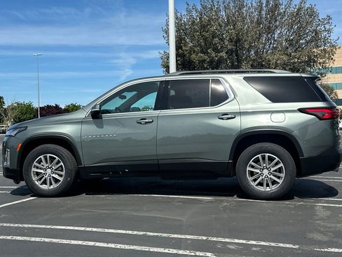 Certified 2023 Chevrolet Traverse LT FWD image 7