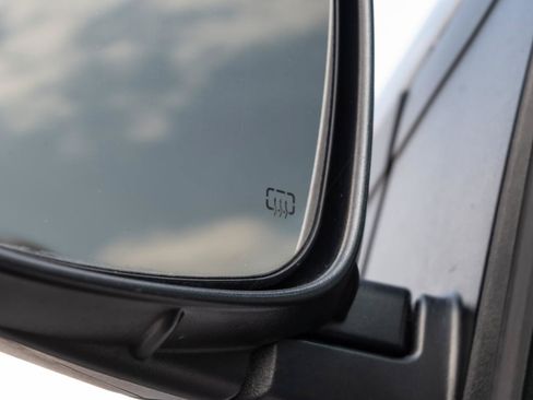 Used 2018 Dodge Grand Caravan SE w/ UConnect Hands-Free Group FWD image 26