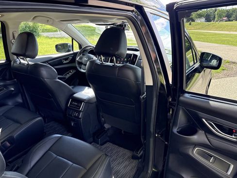 Used 2023 Subaru Ascent Limited AWD/4WD image 29