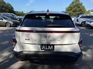 New 2026 Hyundai Kona SEL Sport video 4