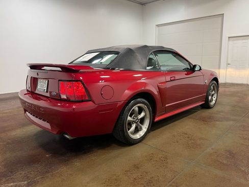 Used 2004 Ford Mustang GT RWD image 33
