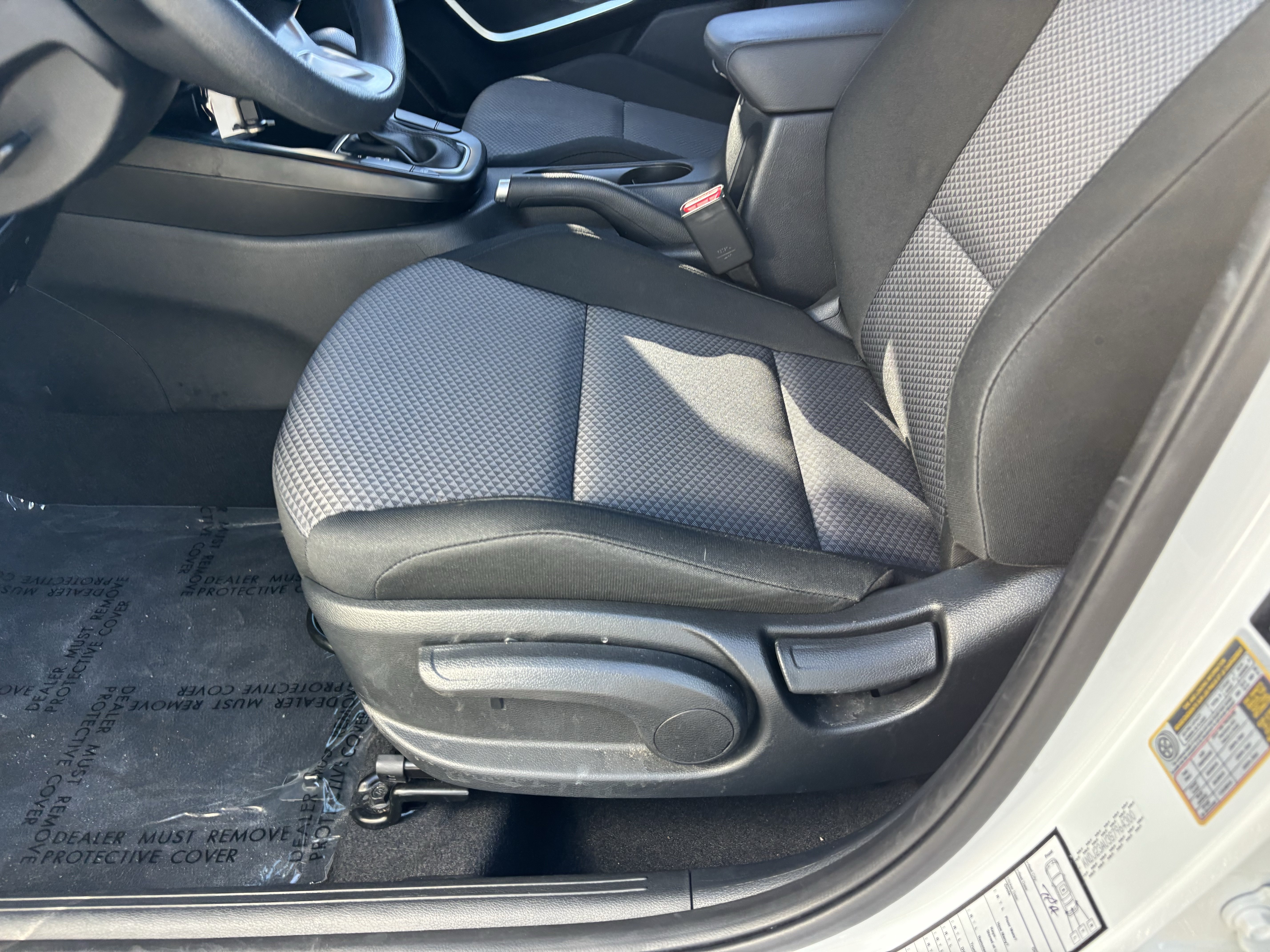 Certified 2025 Kia Soul LX w/ LX Technology Package FWD image 18