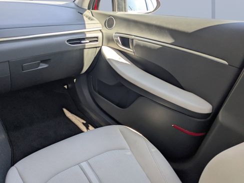 Certified 2023 Hyundai Sonata SEL w/ Convenience Package image 17