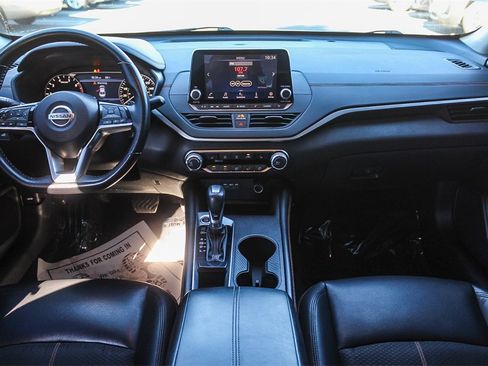 Used 2020 Nissan Altima 2.0 SR image 12