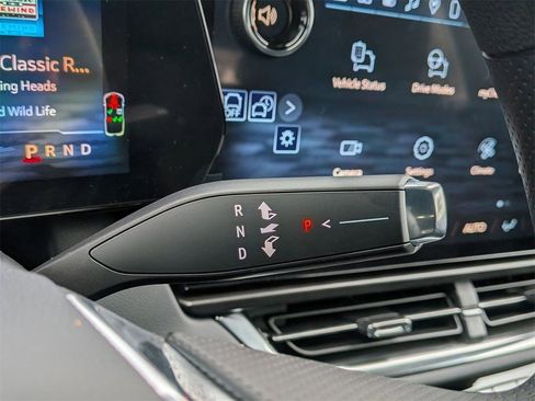 New 2026 Chevrolet Equinox EV LT image 14