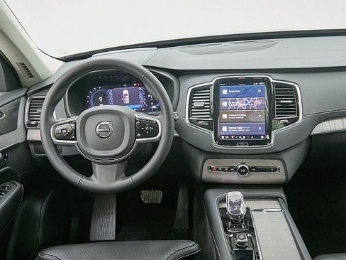 Used 2024 Volvo XC90 B6 Ultimate w/ Protection Package Premier image 27