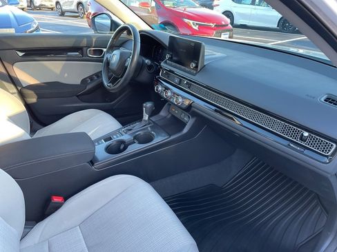 Used 2023 Honda Civic EX image 11