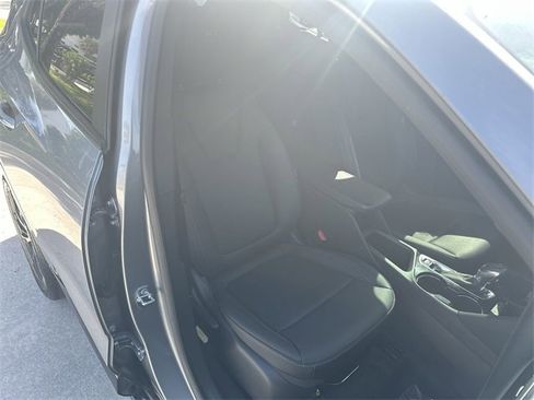 Certified 2024 Buick Encore GX Sport Touring image 28