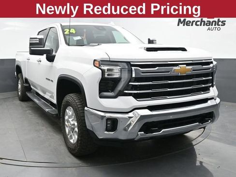 Used 2024 Chevrolet Silverado 2500 LTZ image 1