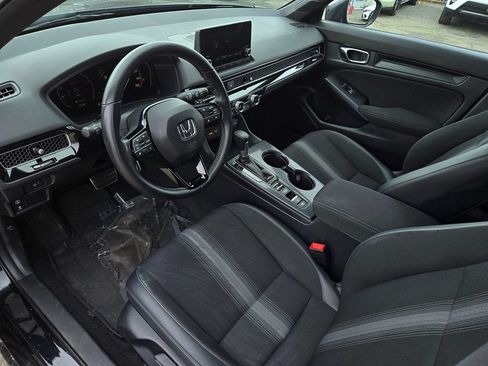 Used 2022 Honda Civic Sport image 8