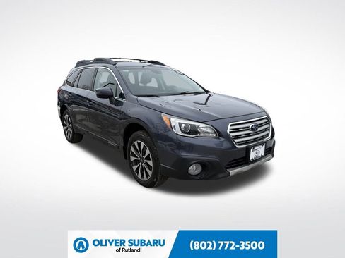 Used 2017 Subaru Outback 3.6R Limited image 1