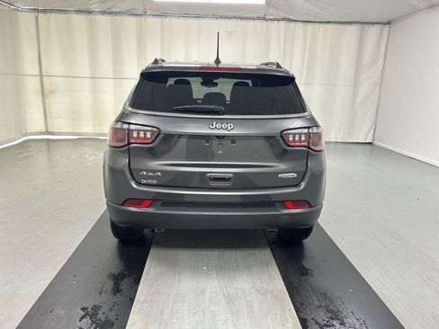 Used 2023 Jeep Compass Latitude AWD/4WD image 20
