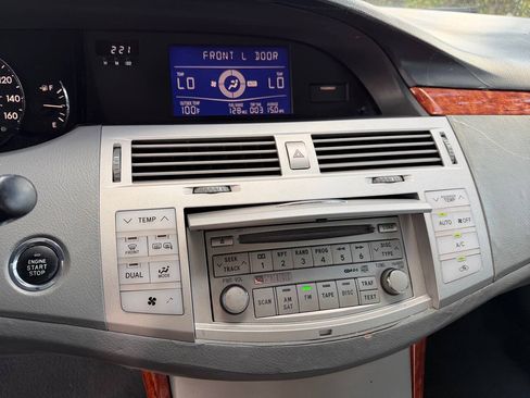 Used 2007 Toyota Avalon Limited FWD image 18