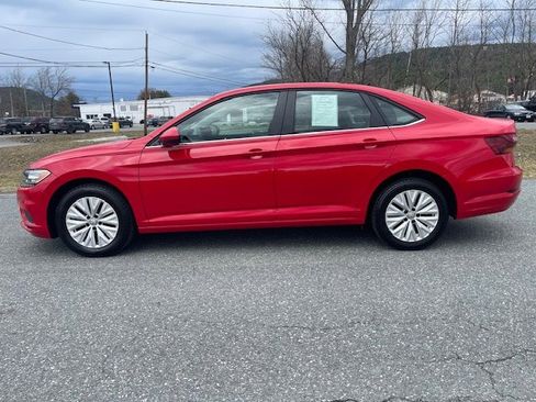 Used 2019 Volkswagen Jetta S w/ Driver Assistance Package image 2