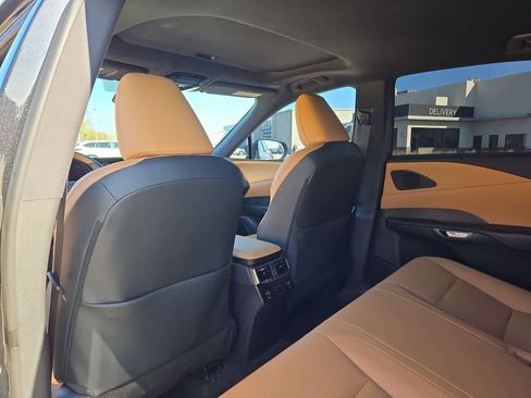 Used 2024 Lexus RX 350 Premium image 17