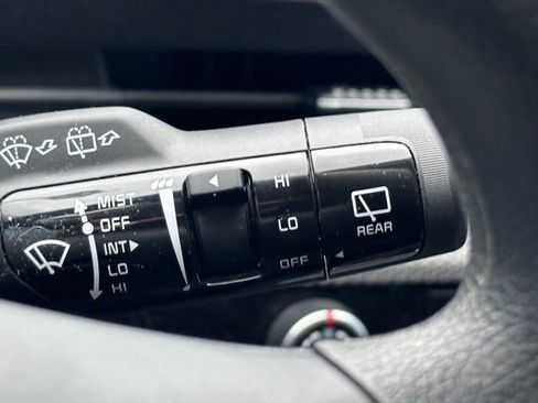 Used 2024 Kia Sportage LX FWD image 19