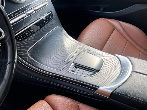 Used 2021 Mercedes-Benz GLC 300 4MATIC w/ AMG Line image 16